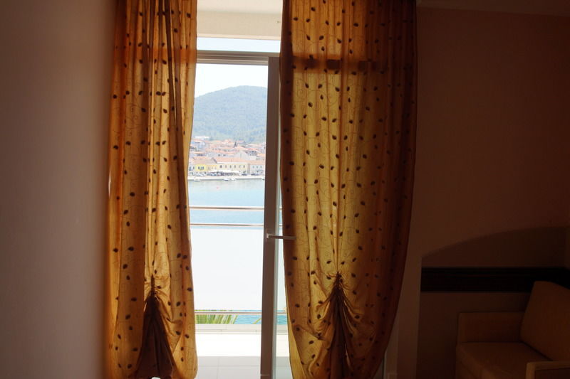 Hotel Posejdon ヴェラ・ルカ エクステリア 写真